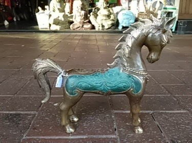 bronze horse large